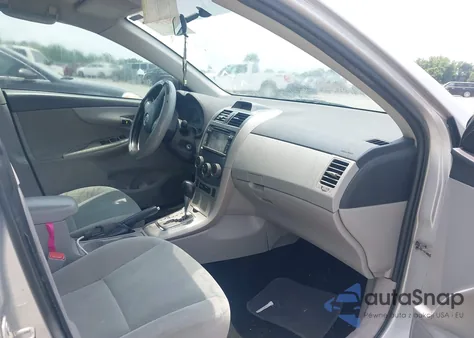 2013 Toyota Corolla Le z USA, uszkodzony, nr VIN 5YFBU4EE8DP164181